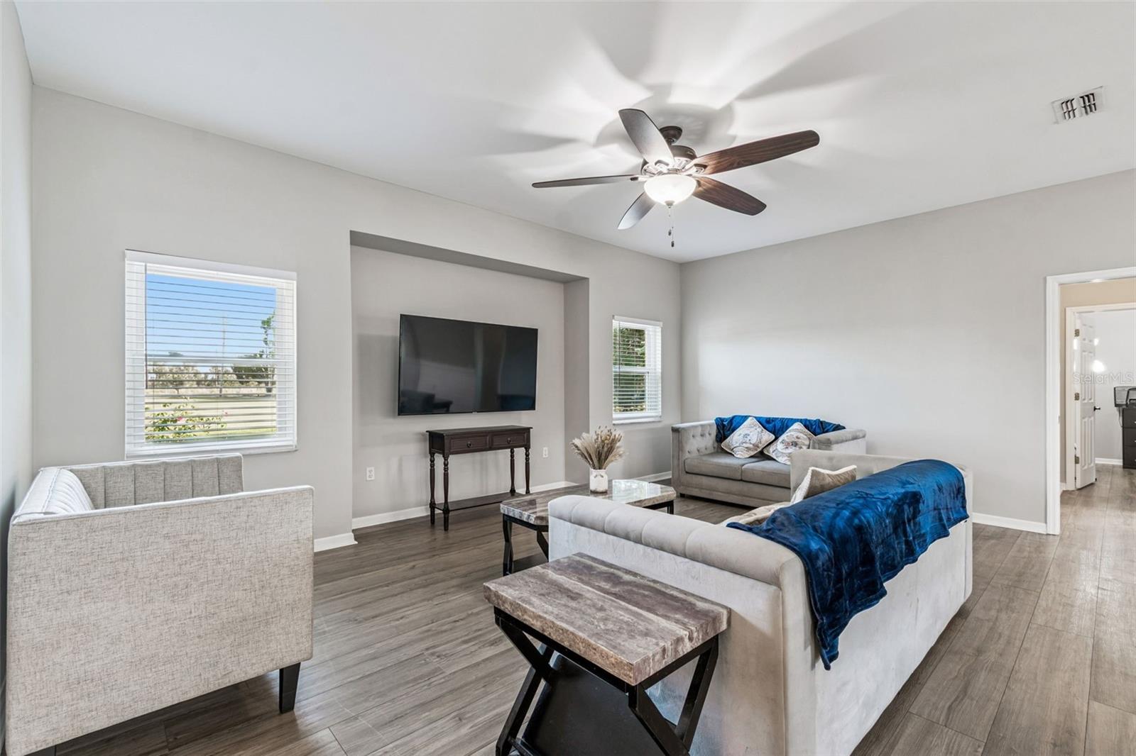 Image 34 of 100 For 14721 Scharber Road