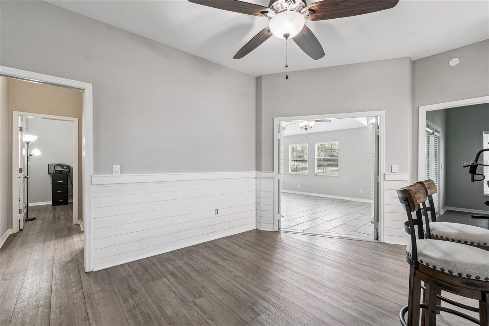 Image 39 of 100 For 14721 Scharber Road