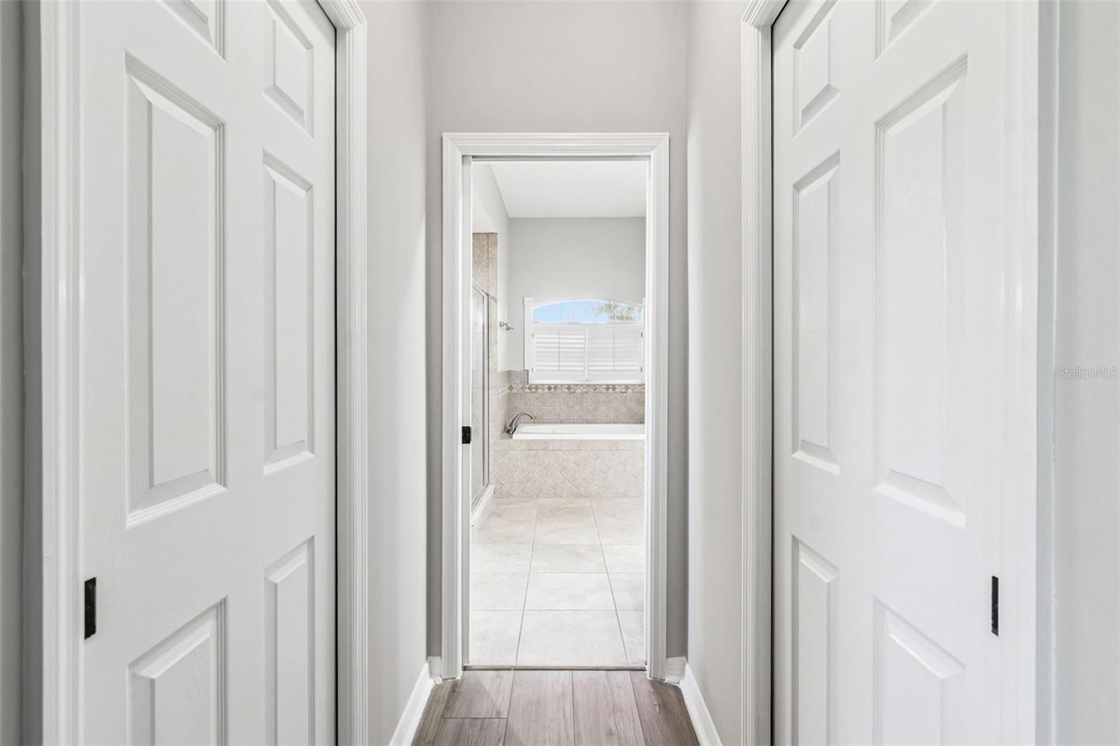 Image 44 of 100 For 14721 Scharber Road