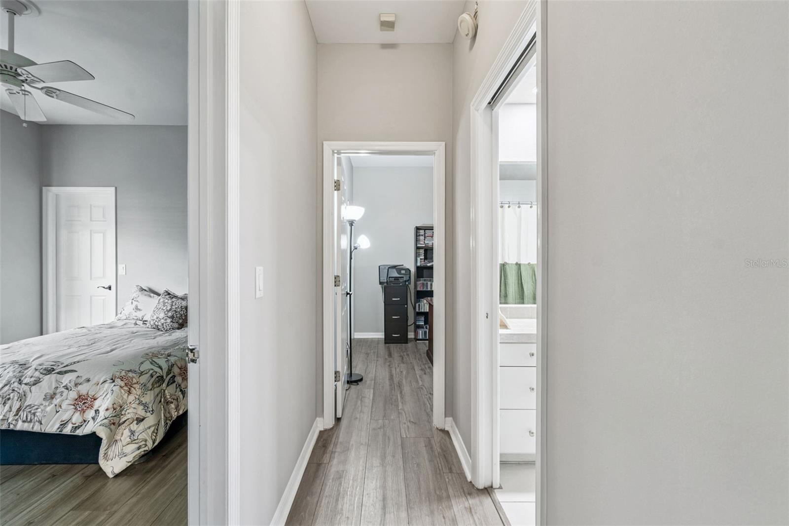 Image 52 of 100 For 14721 Scharber Road