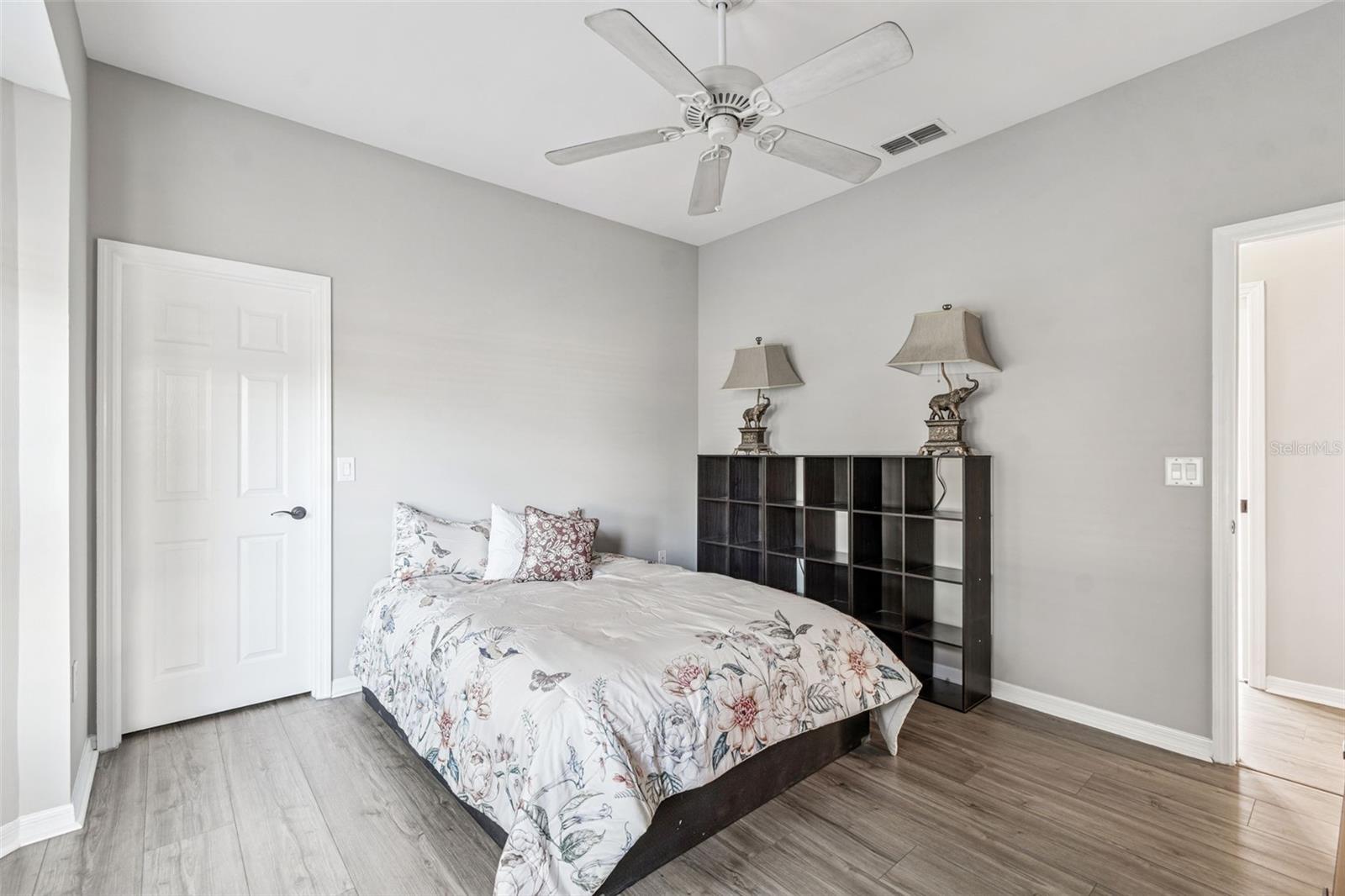 Image 54 of 100 For 14721 Scharber Road