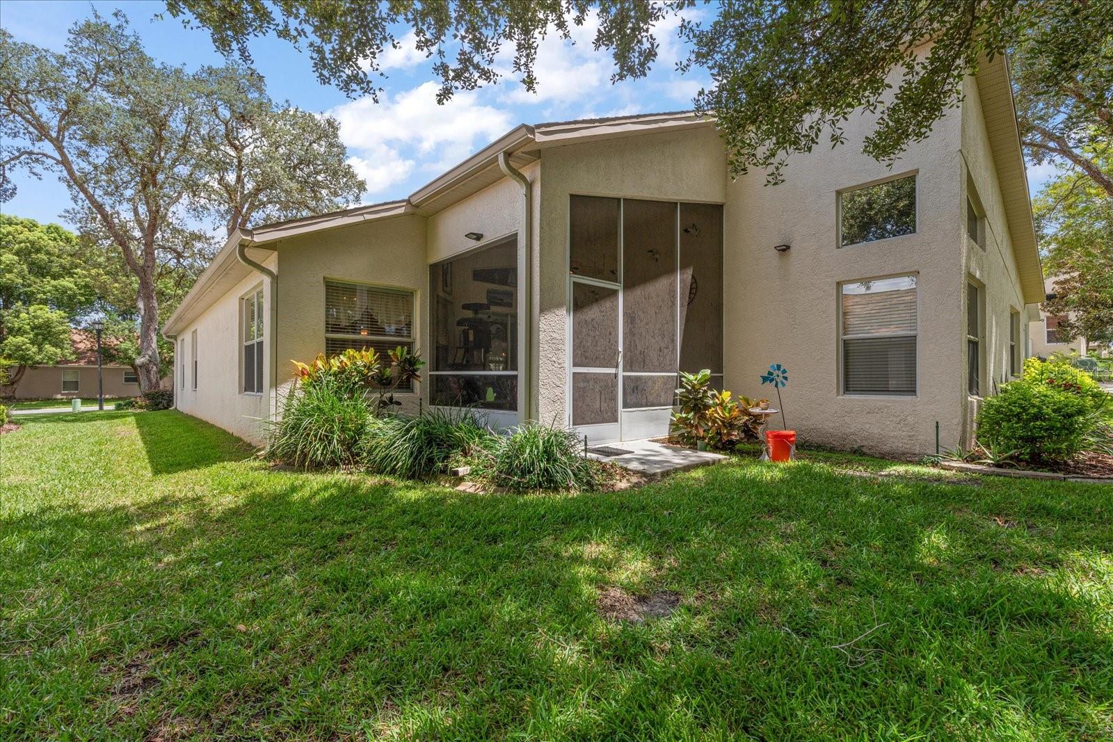 Image 24 of 45 For 371 Quane Avenue