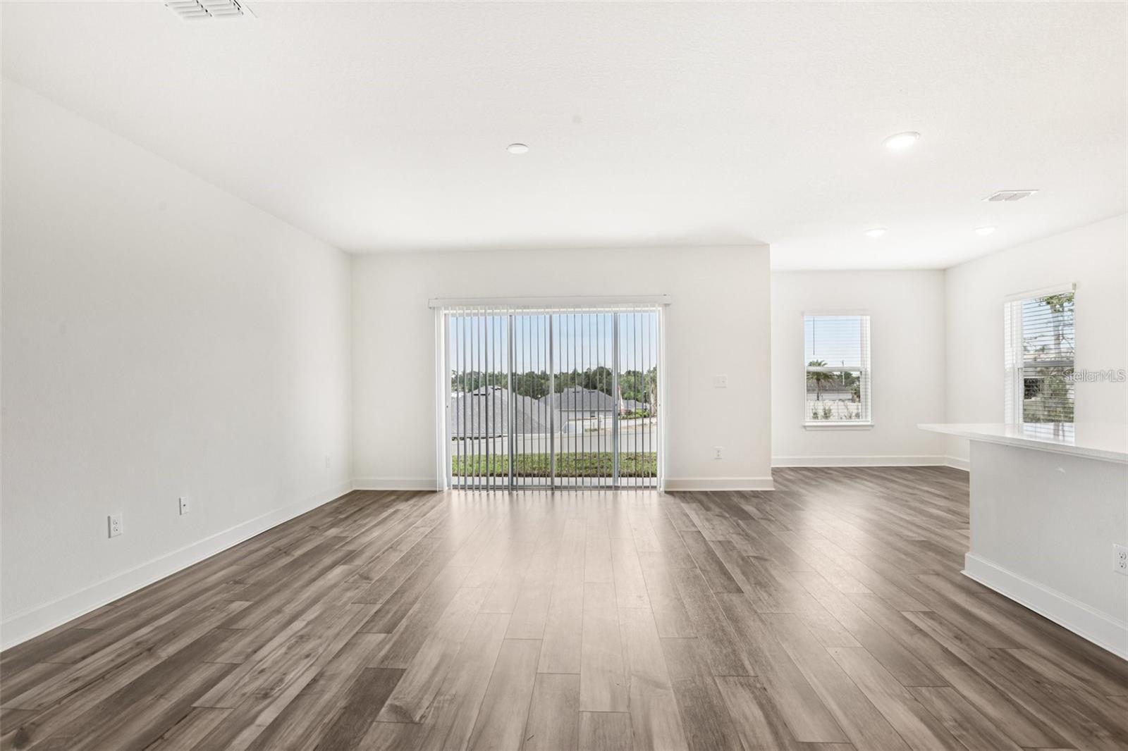 Image 10 of 46 For 13112 Siam Drive