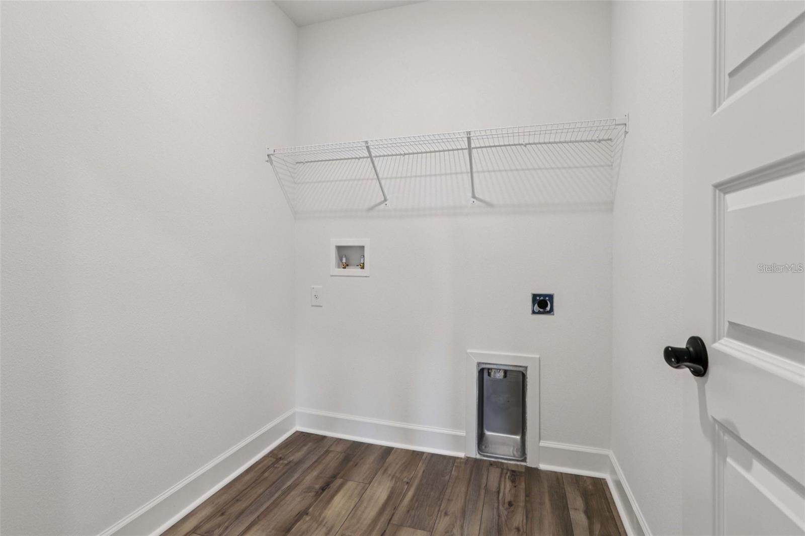 Image 39 of 46 For 13112 Siam Drive