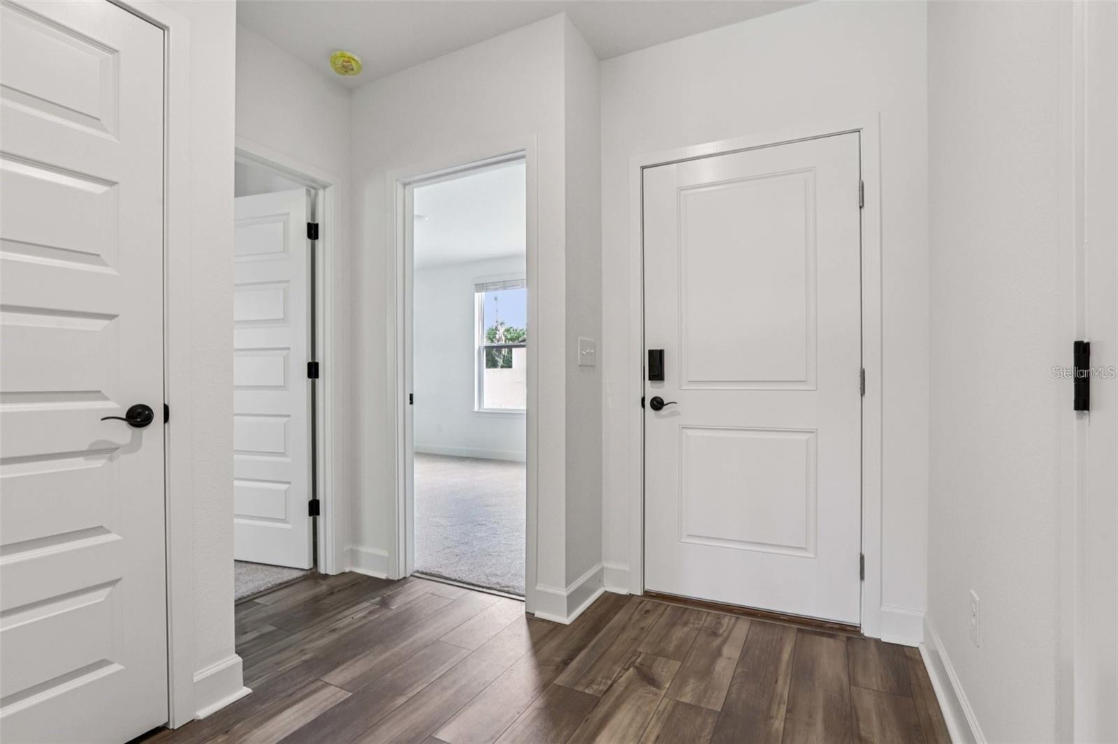 Image 4 of 46 For 13112 Siam Drive