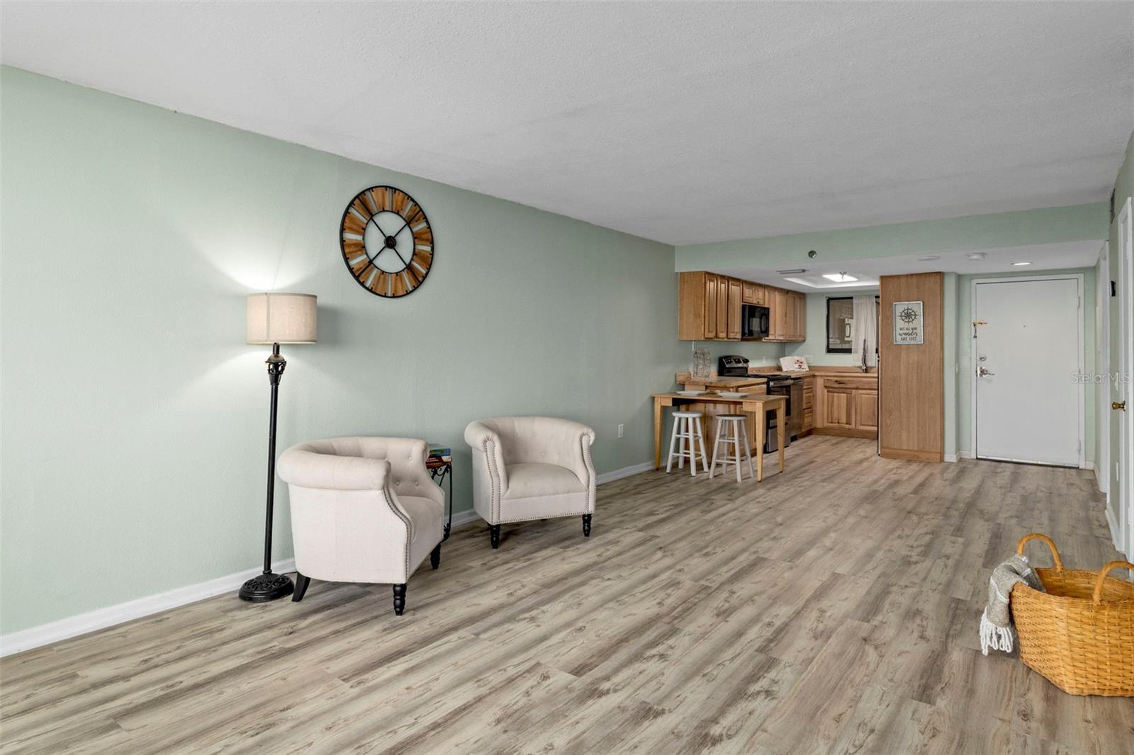 Image 5 of 55 For 5915 Sea Ranch Drive 408