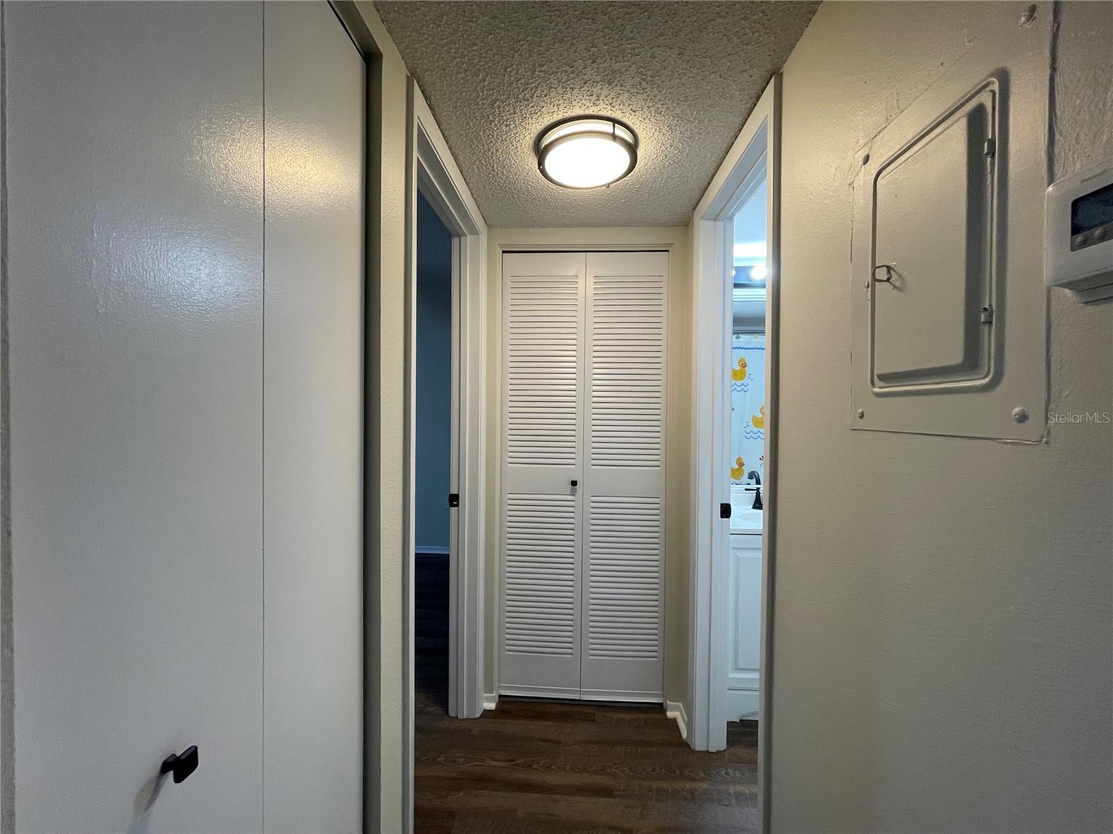 Image 35 of 46 For 112 Palmetto Court 112