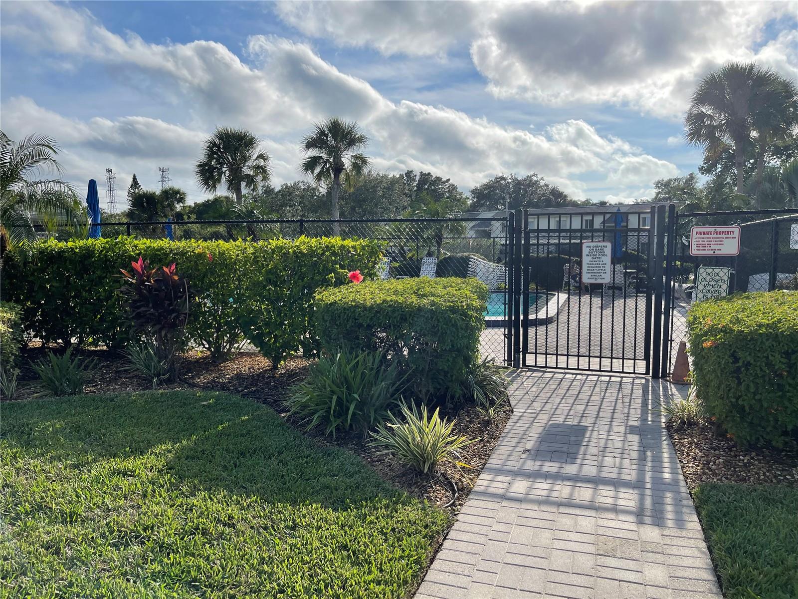 Image 36 of 46 For 112 Palmetto Court 112