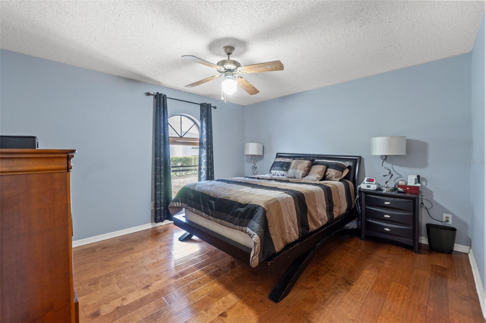 Image 21 of 26 For 23315 Club Villas Drive