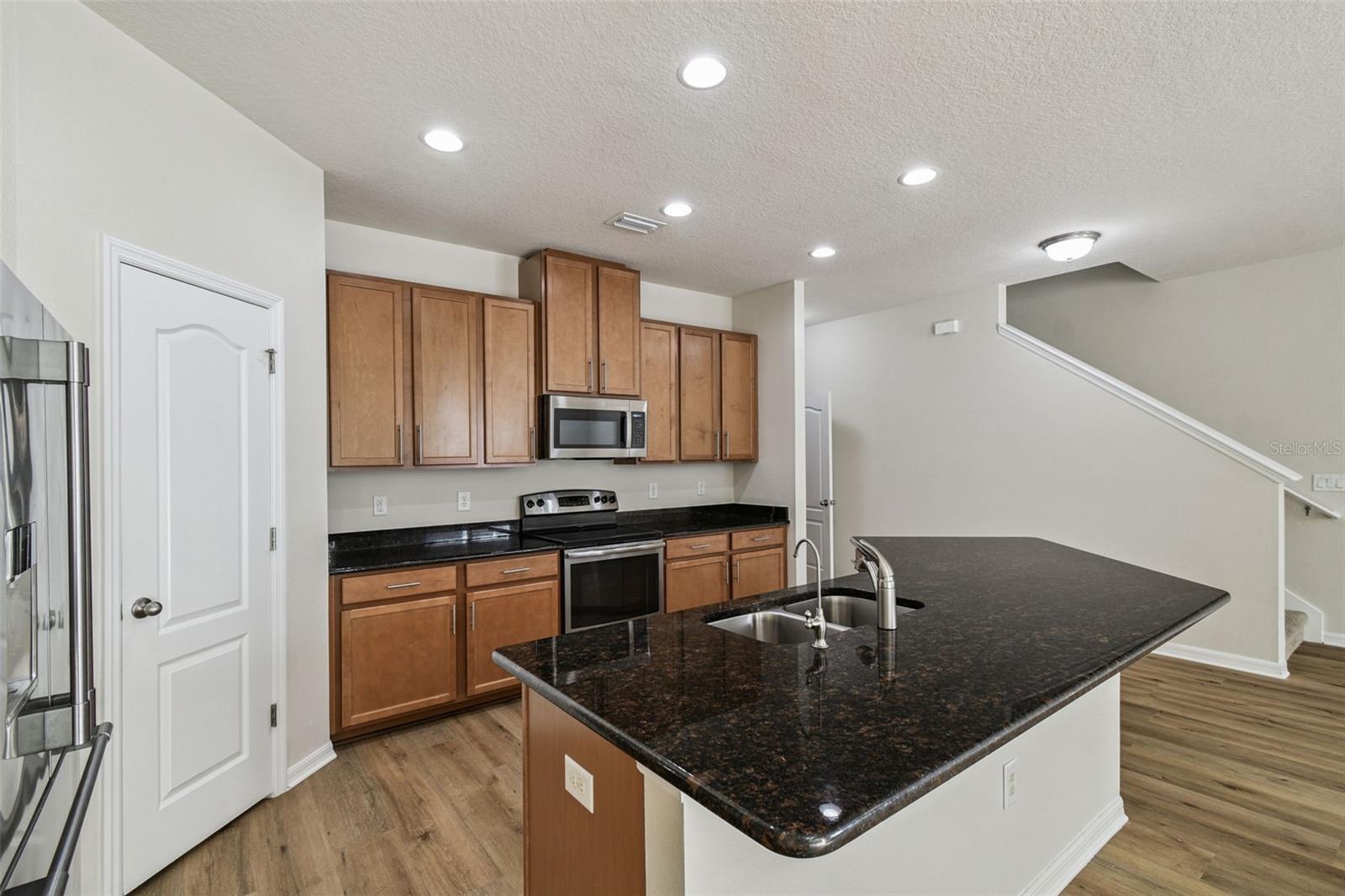 Image 10 of 31 For 8612 Corinthian Way