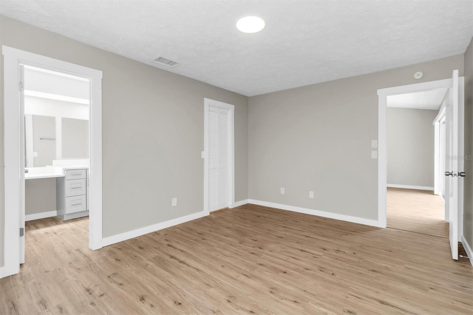 Image 17 of 31 For 4406 Pine Meadow Court