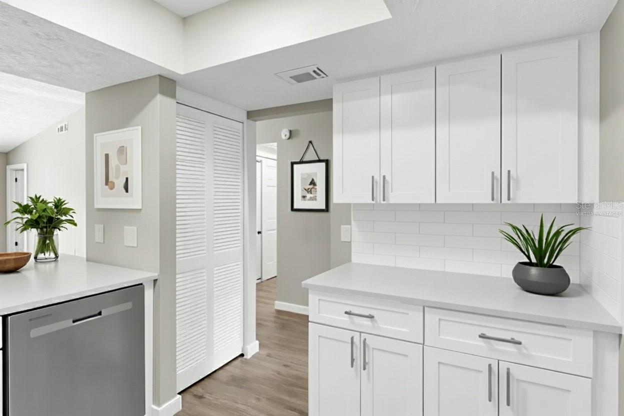 Image 7 of 31 For 4406 Pine Meadow Court