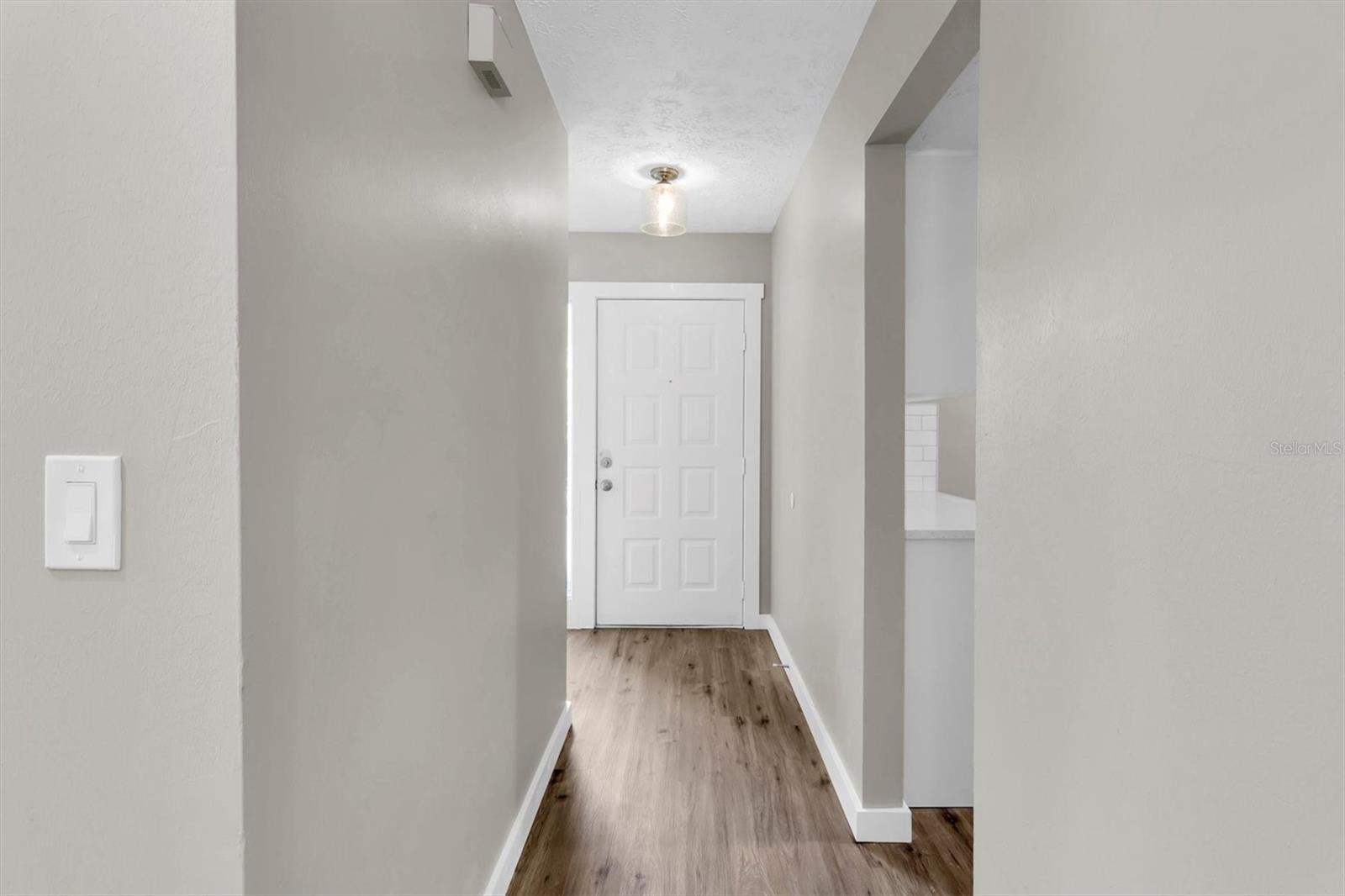 Image 8 of 31 For 4406 Pine Meadow Court