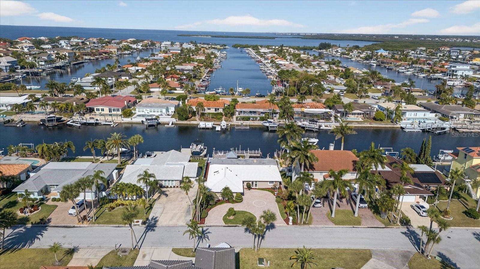 Image 12 of 94 For 3315 Seaway Drive