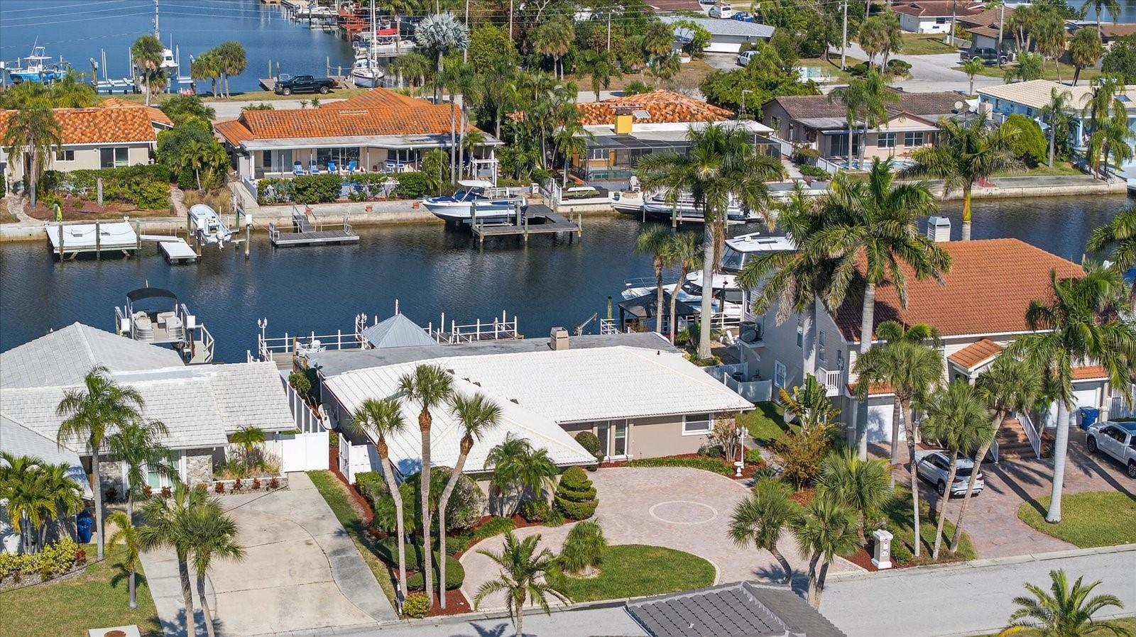 Image 13 of 94 For 3315 Seaway Drive