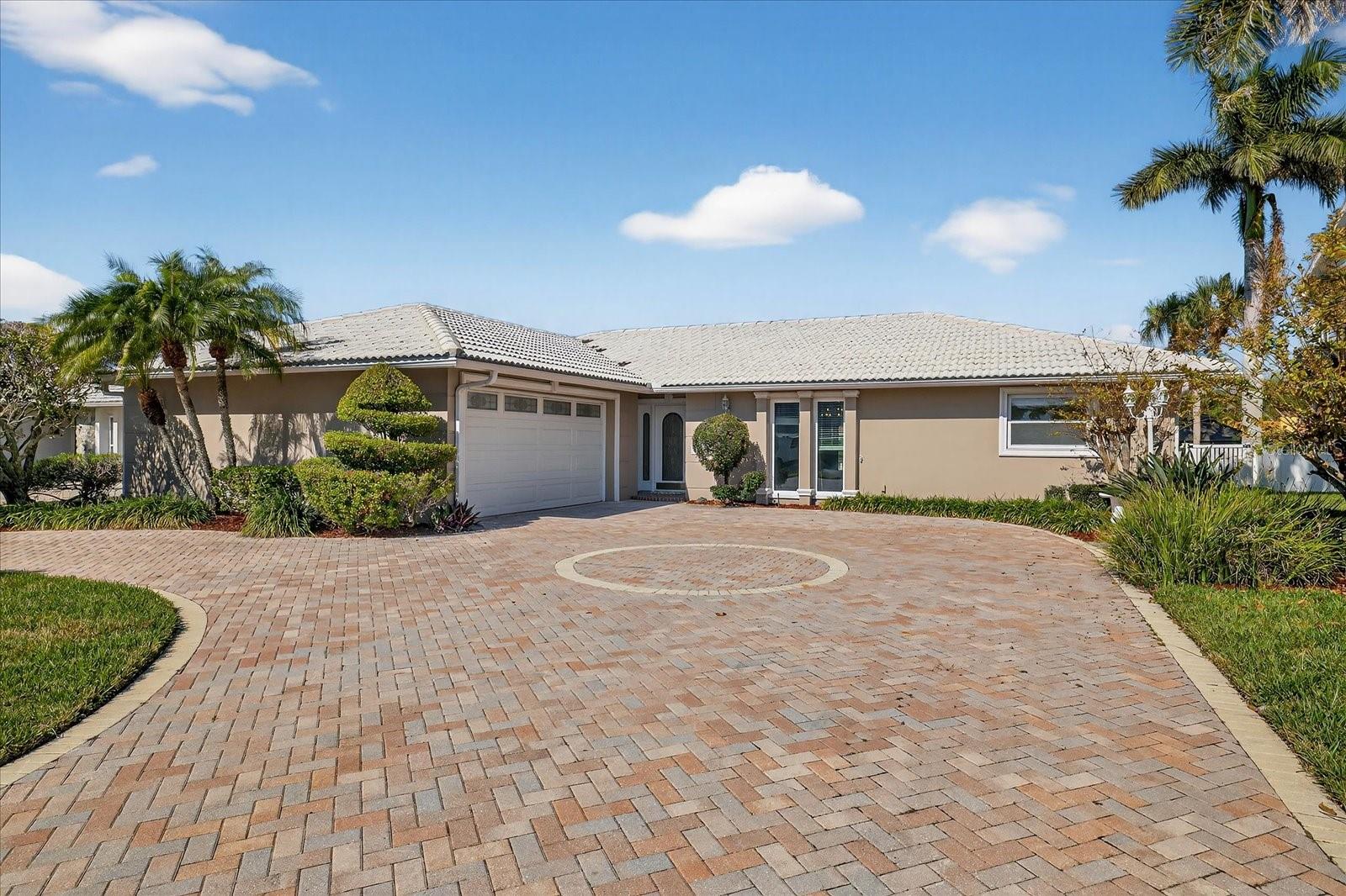 Image 14 of 94 For 3315 Seaway Drive