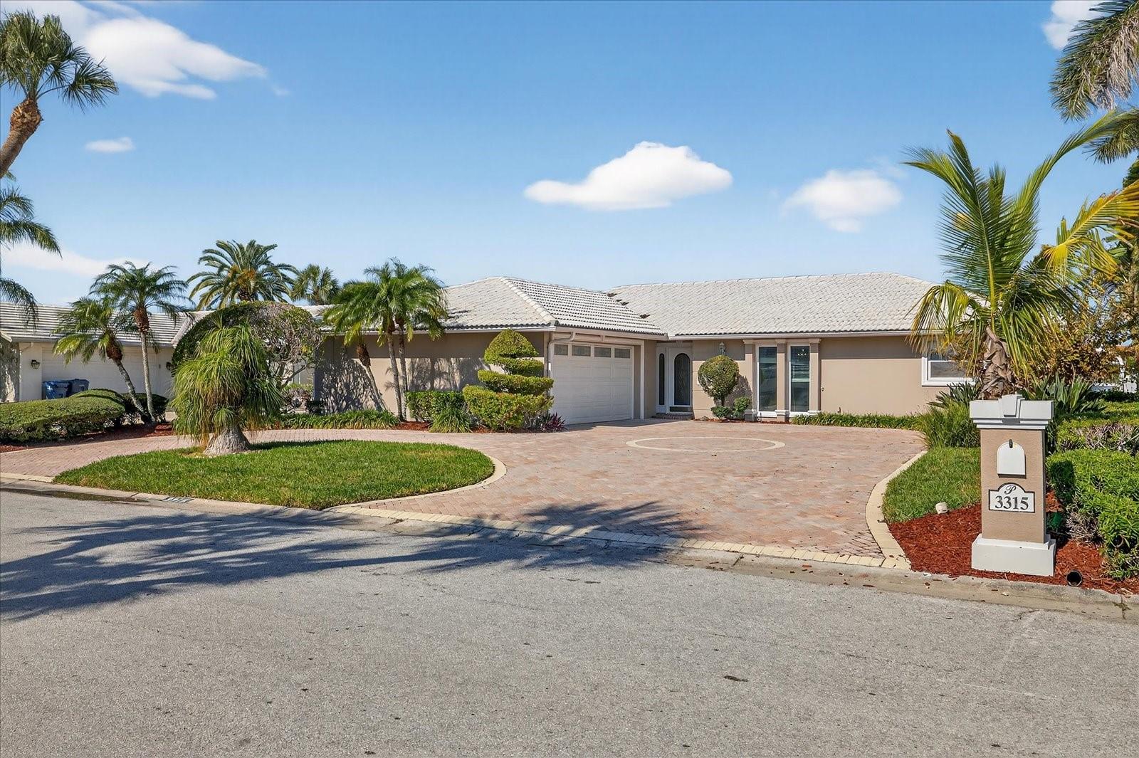 Image 17 of 94 For 3315 Seaway Drive