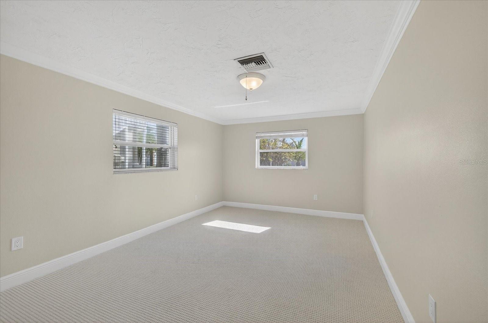 Image 38 of 94 For 3315 Seaway Drive