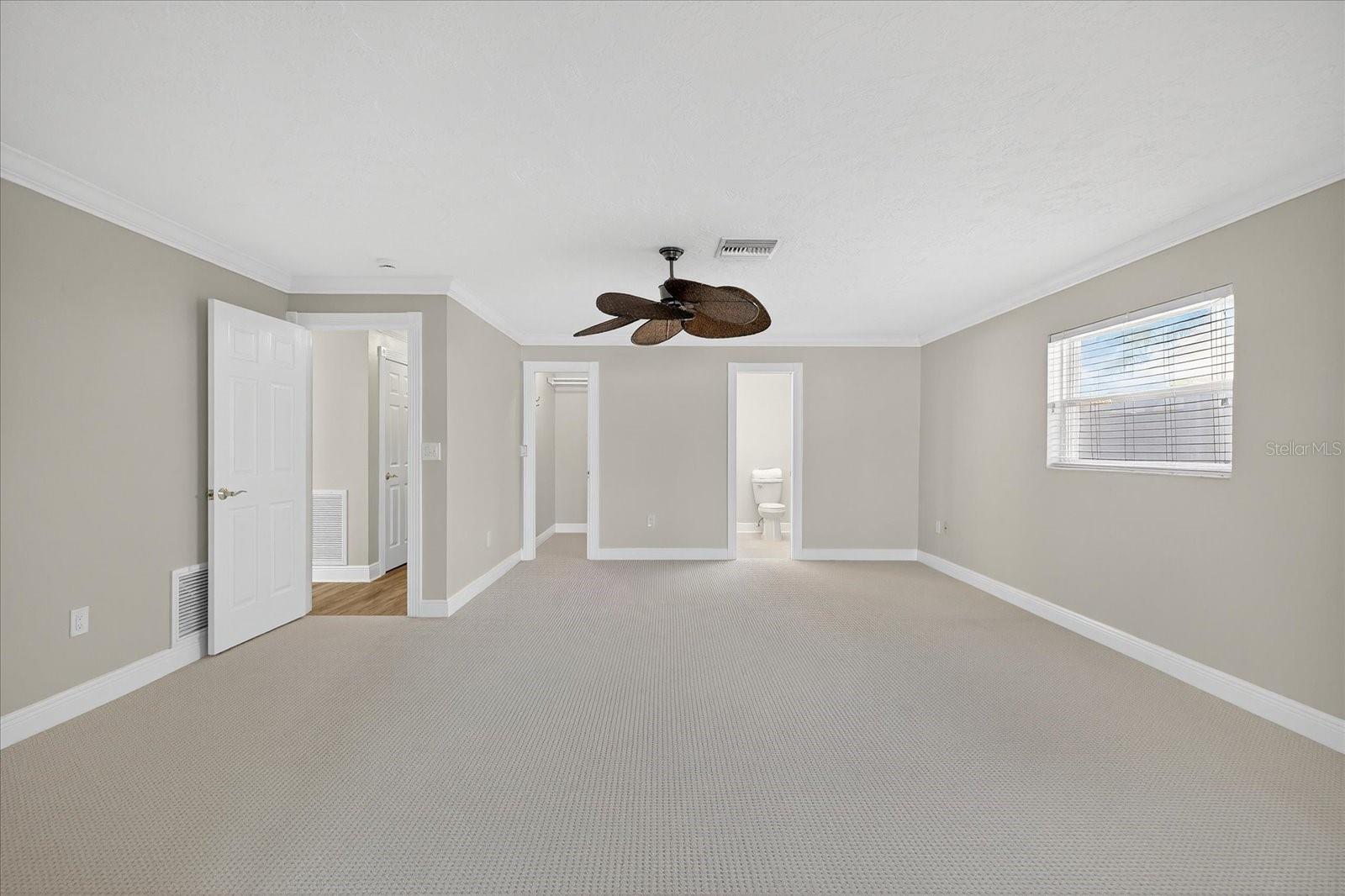 Image 42 of 94 For 3315 Seaway Drive