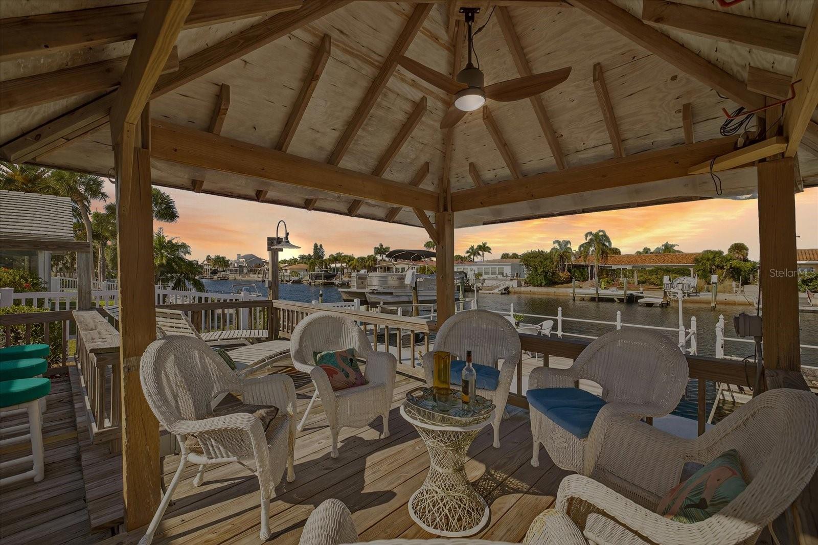 Image 54 of 94 For 3315 Seaway Drive