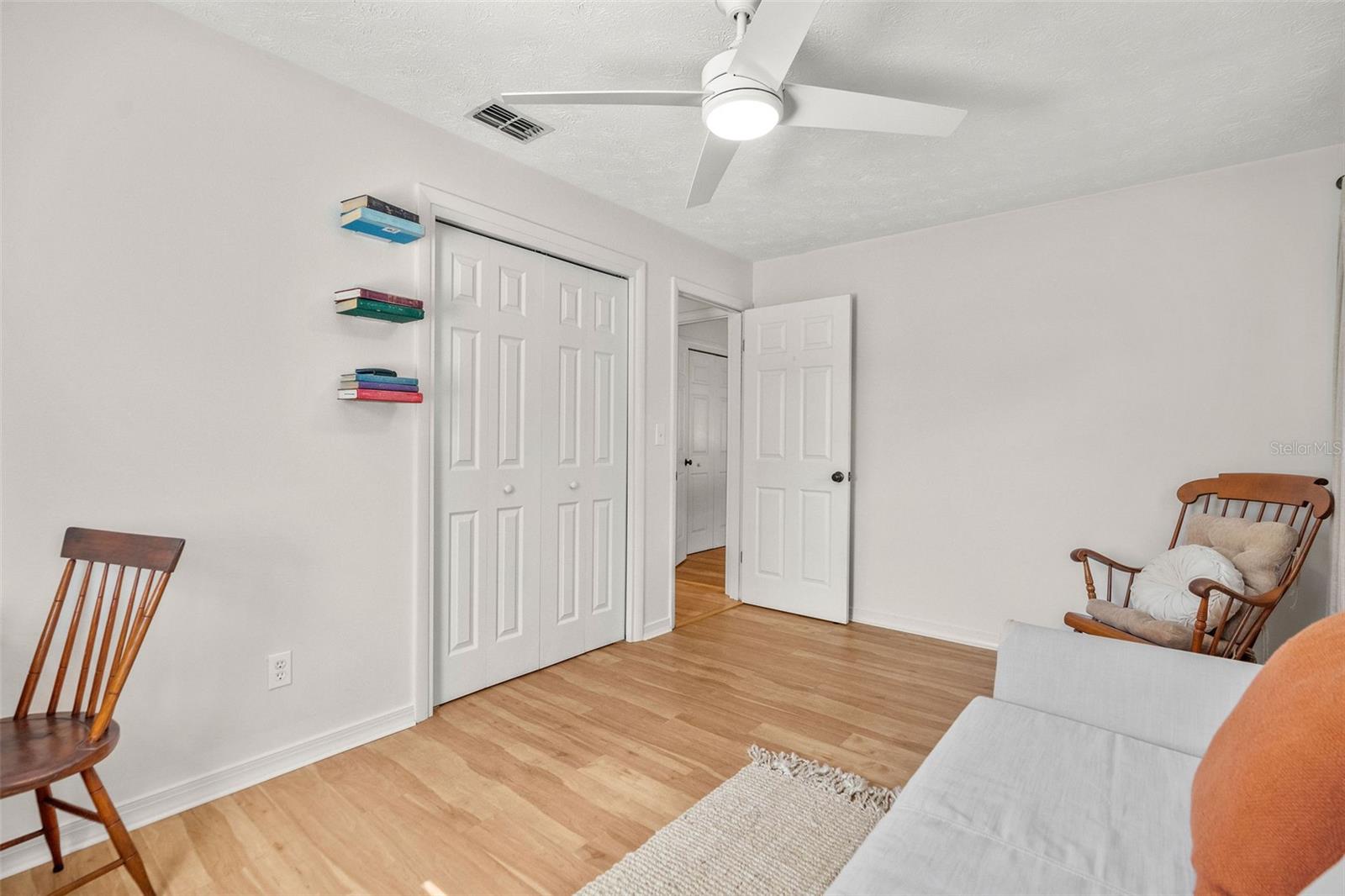 Listing photo id 13 for 37321 Hickory Hill Lane