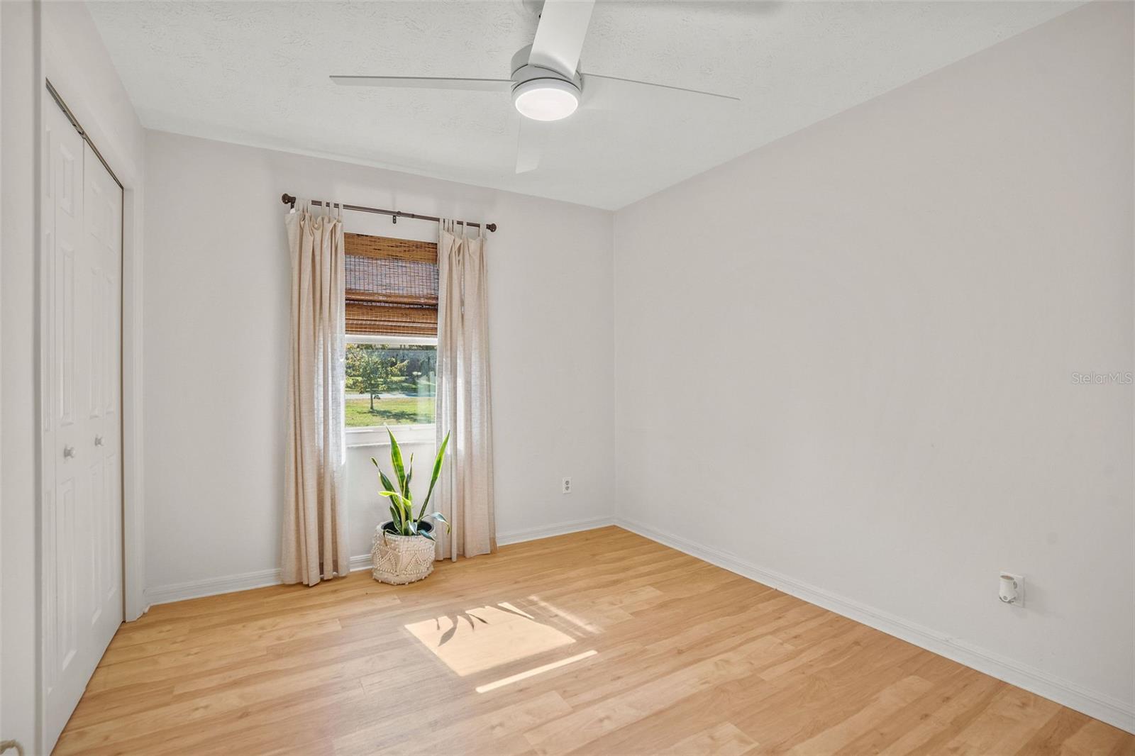 Listing photo id 15 for 37321 Hickory Hill Lane