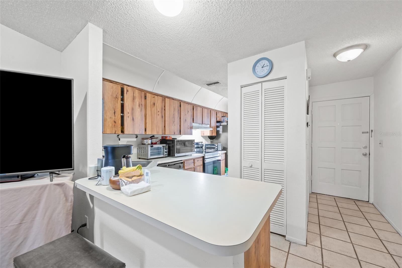 Image 13 of 30 For 7110 Barclay Avenue B