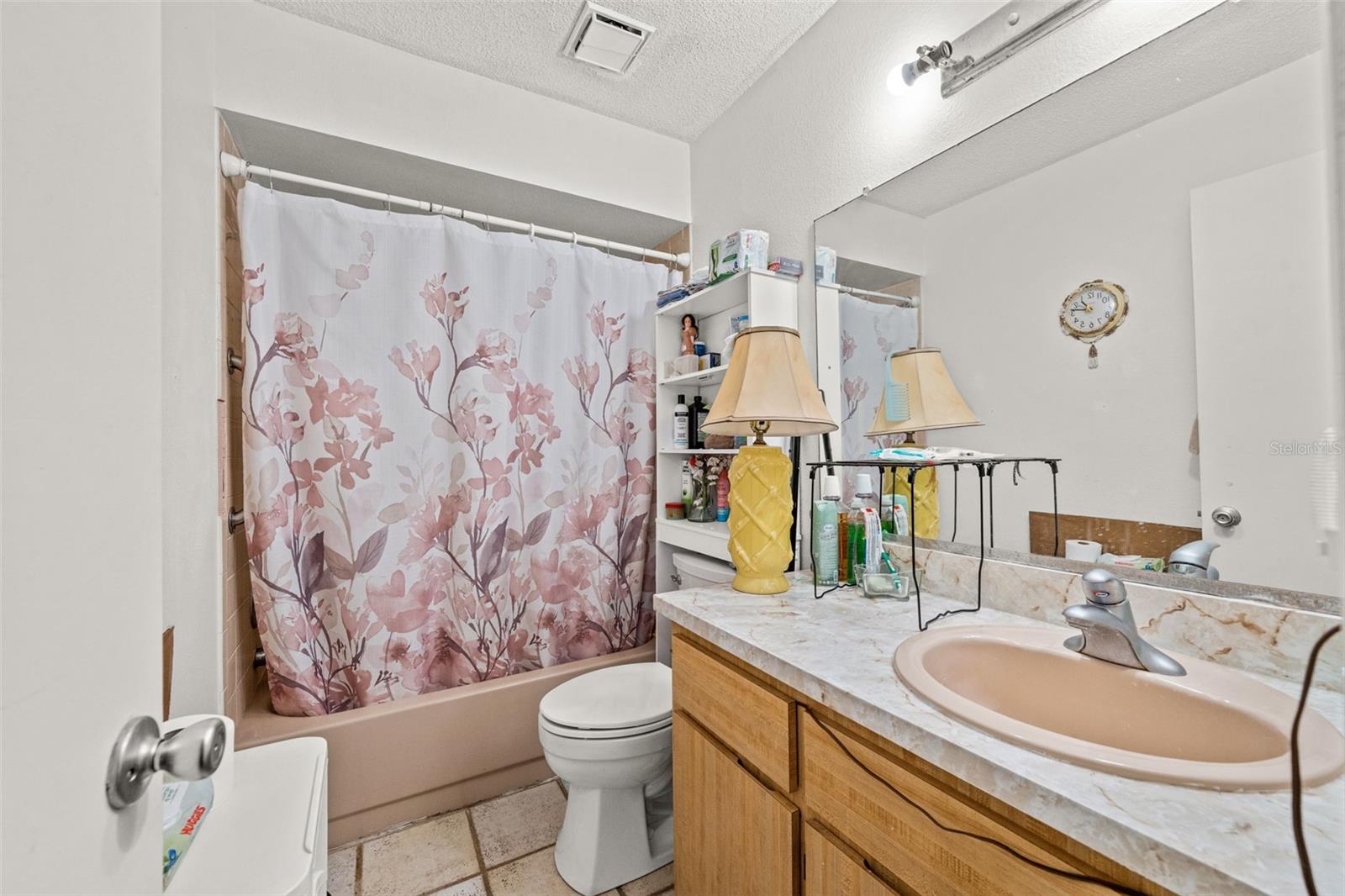 Image 15 of 30 For 7110 Barclay Avenue B