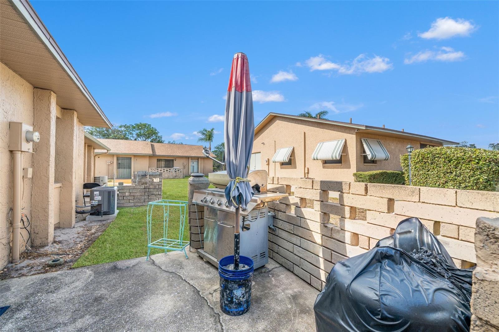 Image 22 of 30 For 7110 Barclay Avenue B