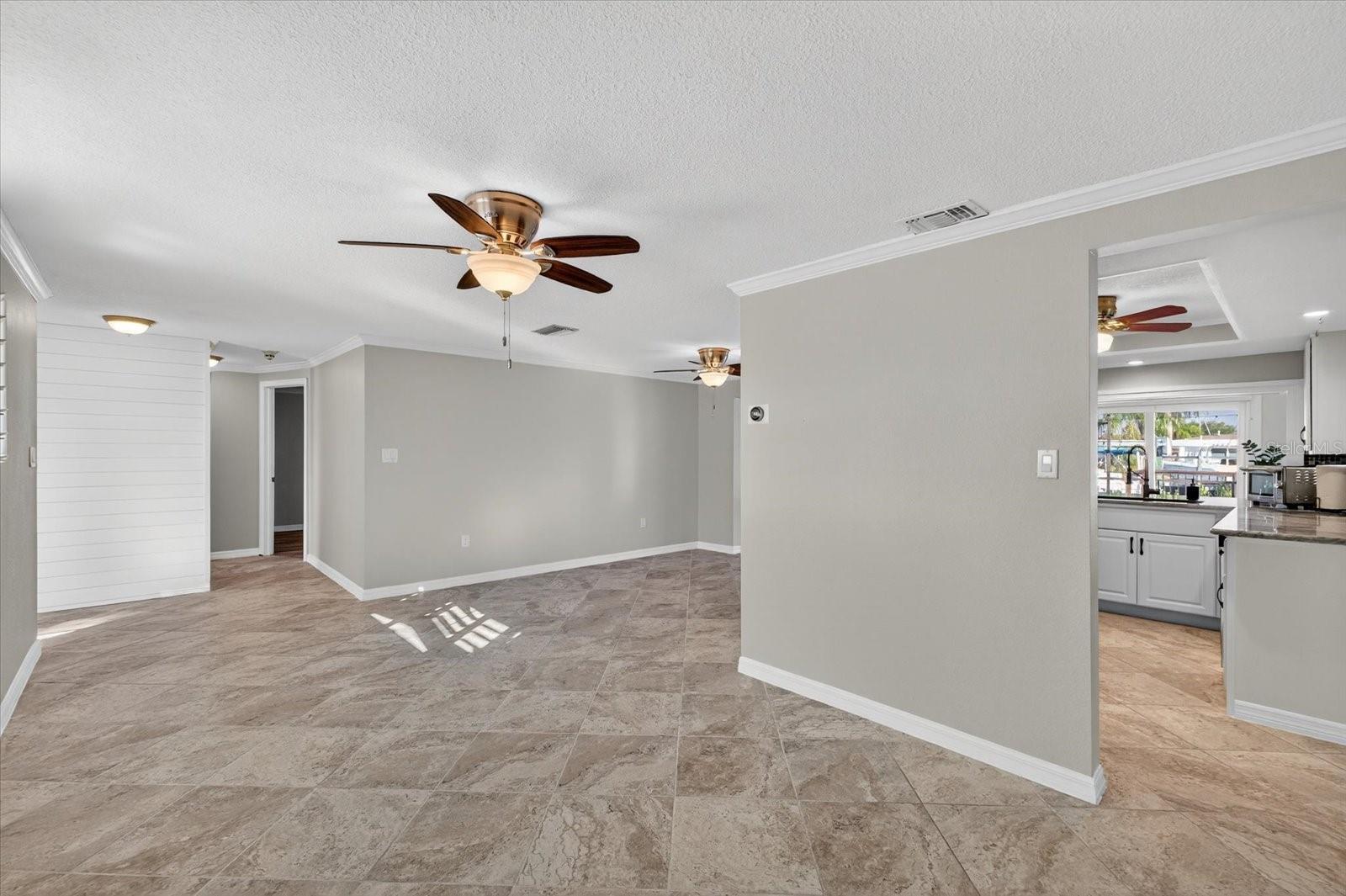 Image 11 of 81 For 5008 Forecastle Drive