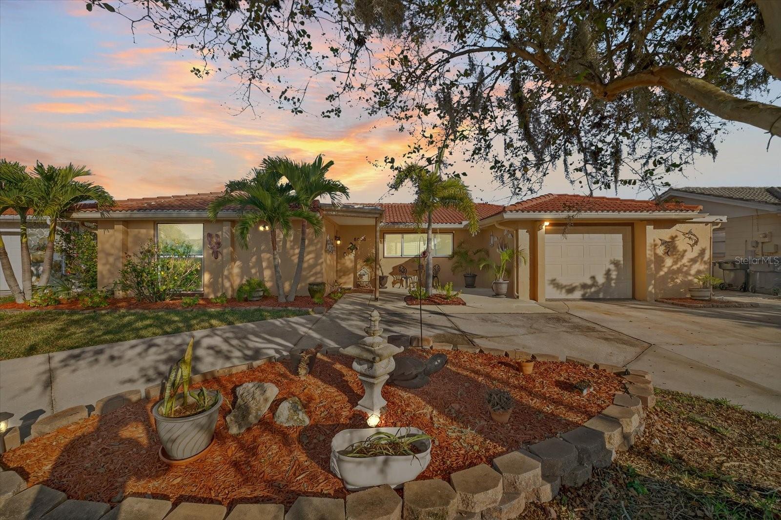 Image 49 of 81 For 5008 Forecastle Drive