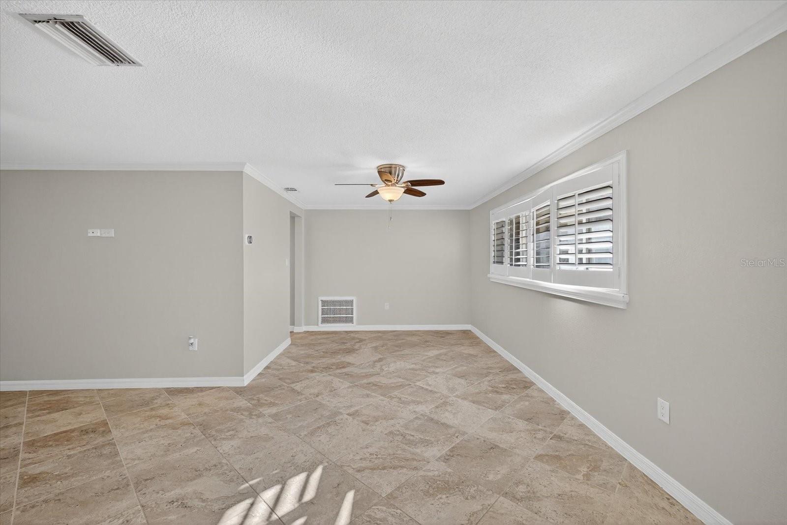 Image 8 of 81 For 5008 Forecastle Drive