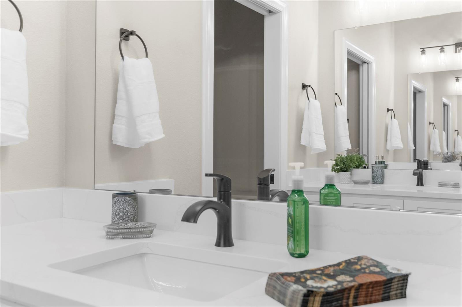 Image 41 of 81 For 11072 Horned Owl Road