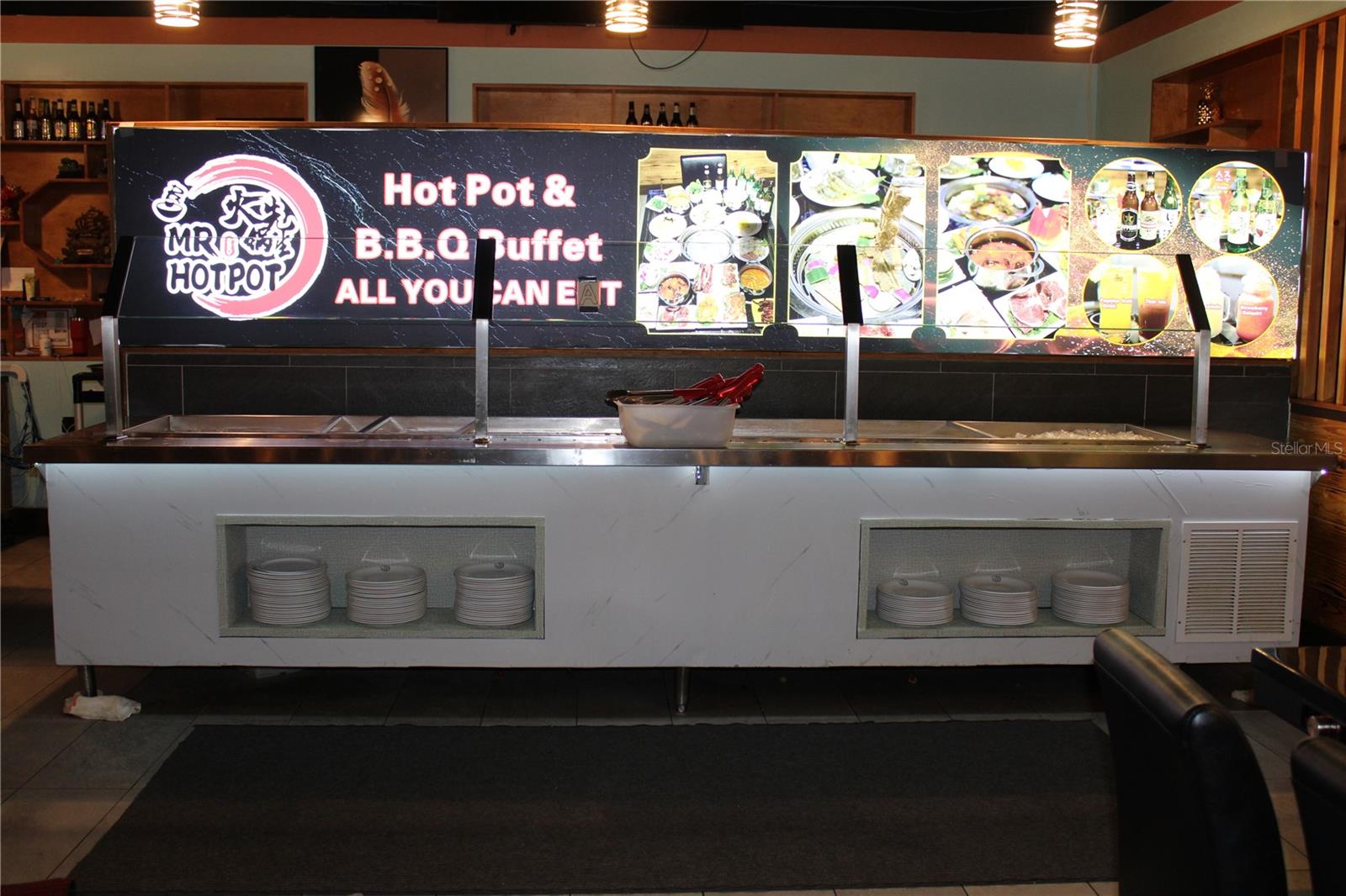 Listing photo id 10 for 5399 Commercial Way