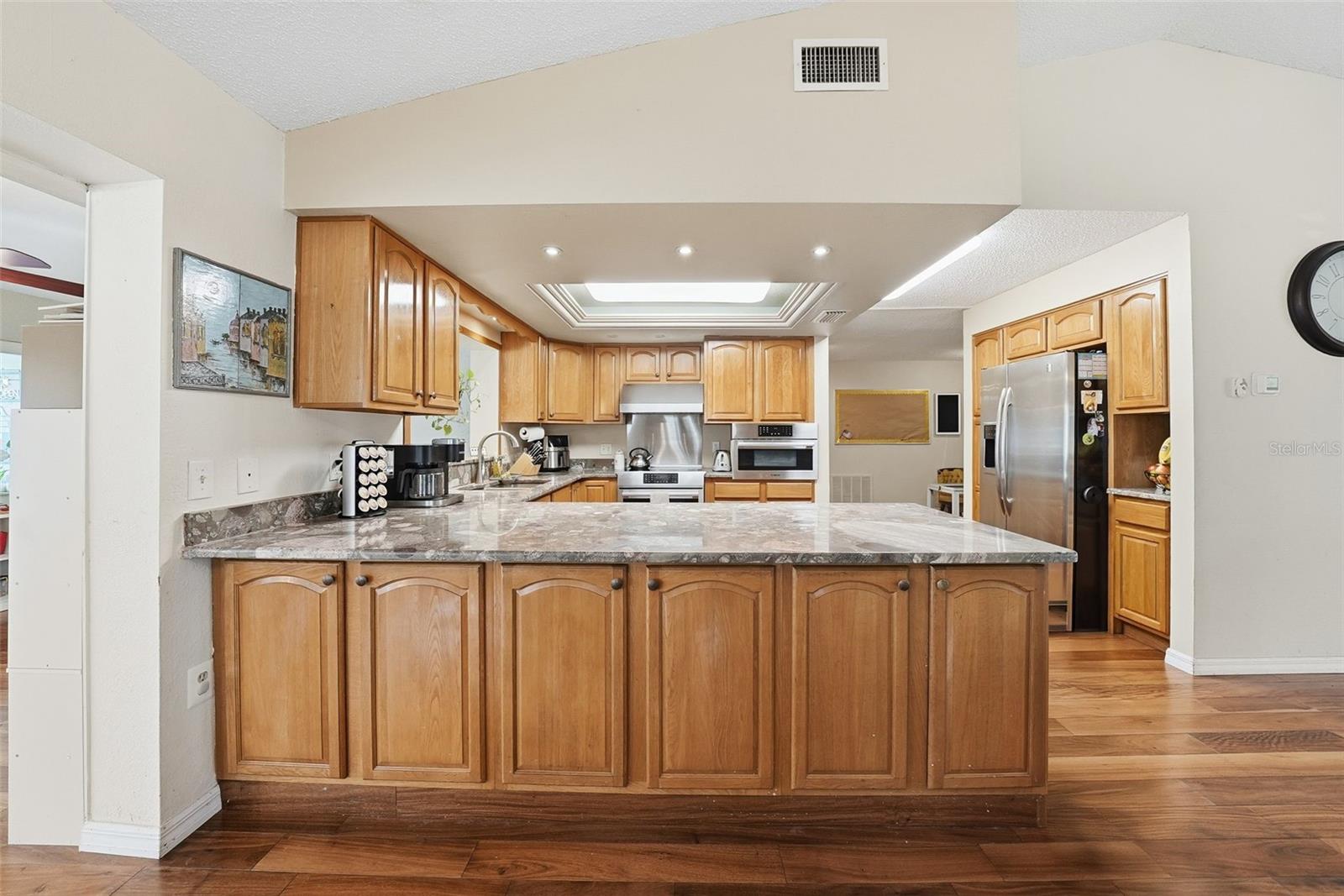 Image 18 of 82 For 7712 Lakeside Woodlands