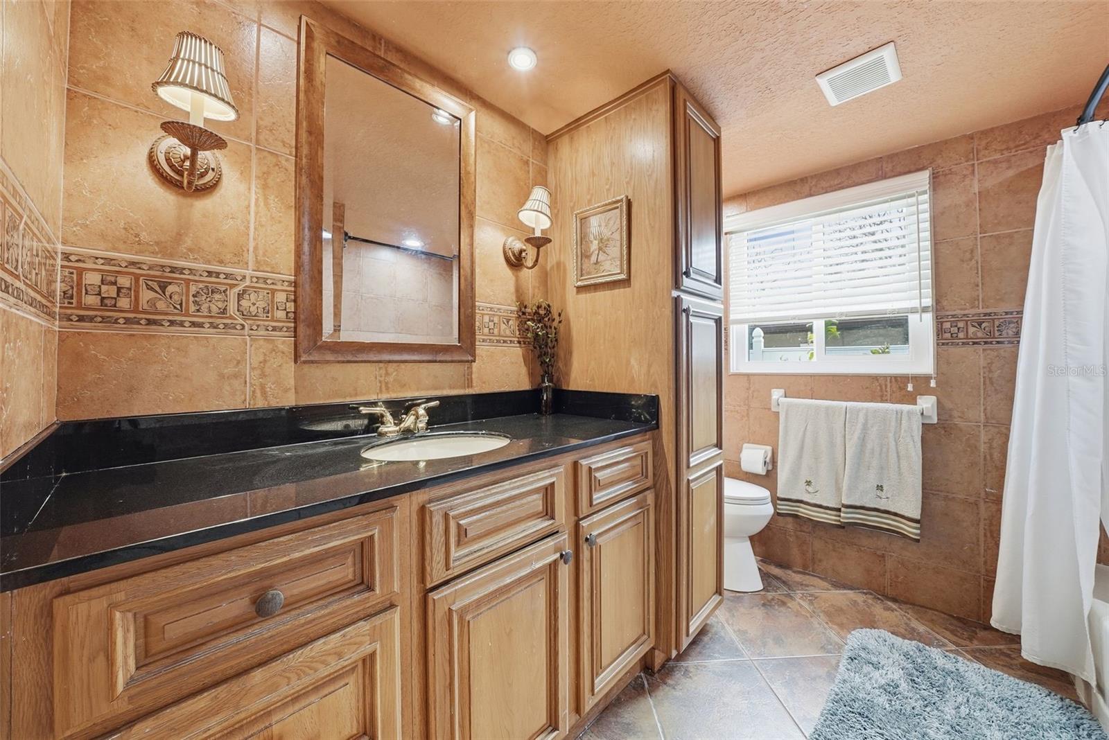 Image 28 of 82 For 7712 Lakeside Woodlands