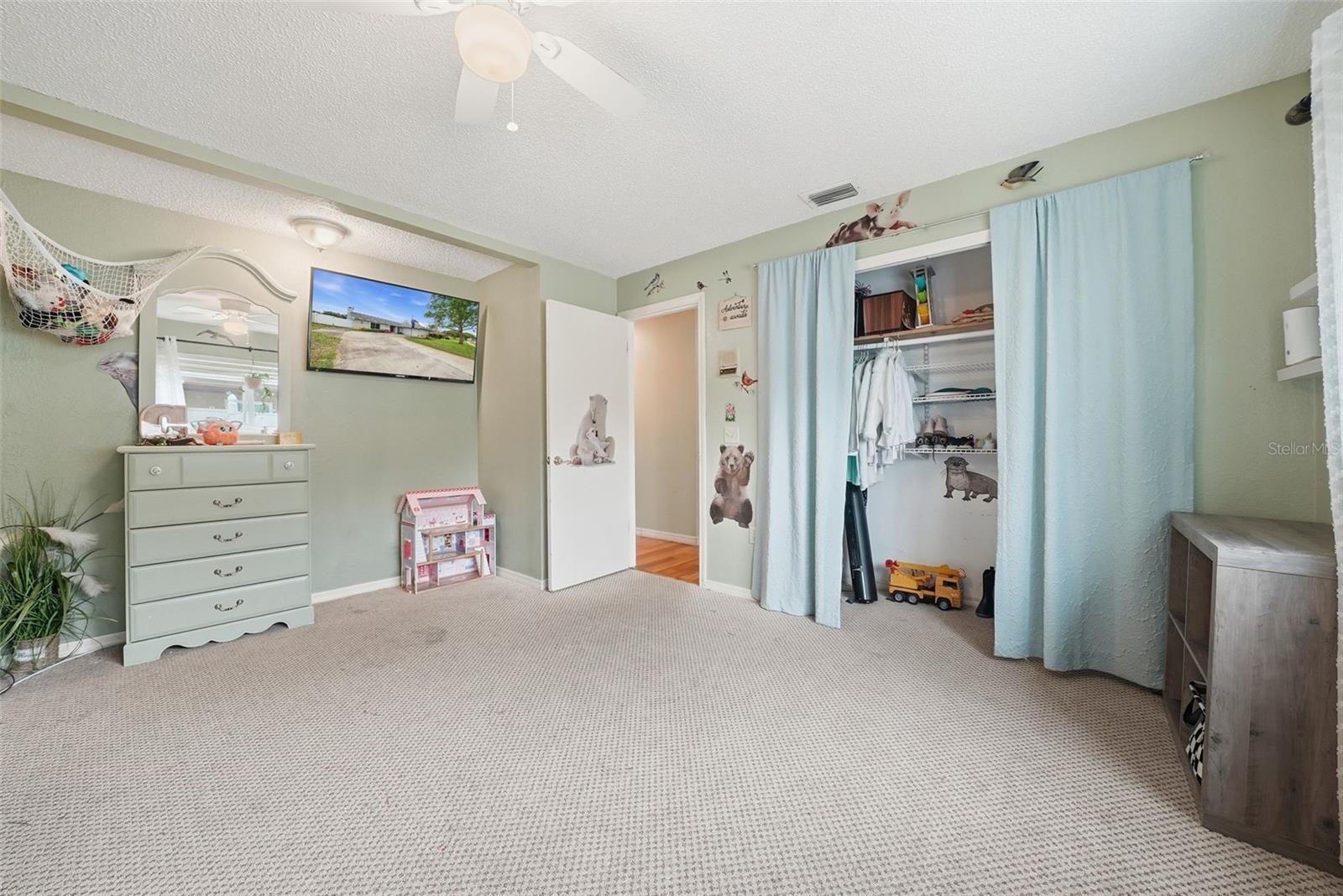 Image 36 of 82 For 7712 Lakeside Woodlands