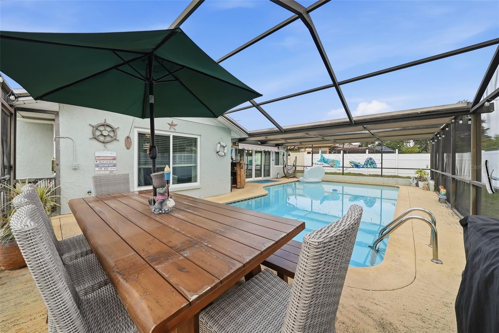 Image 47 of 82 For 7712 Lakeside Woodlands