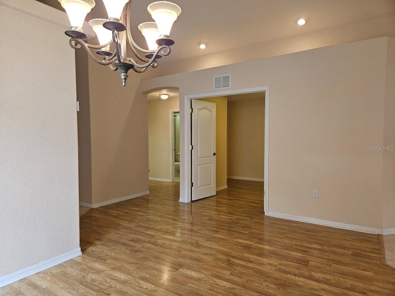 Image 11 of 32 For 311 Royal Palm Way