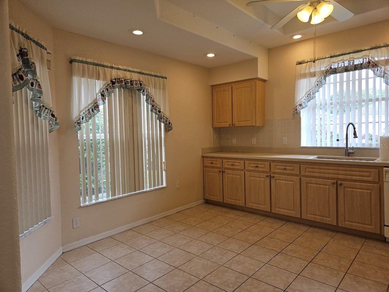 Image 6 of 32 For 311 Royal Palm Way