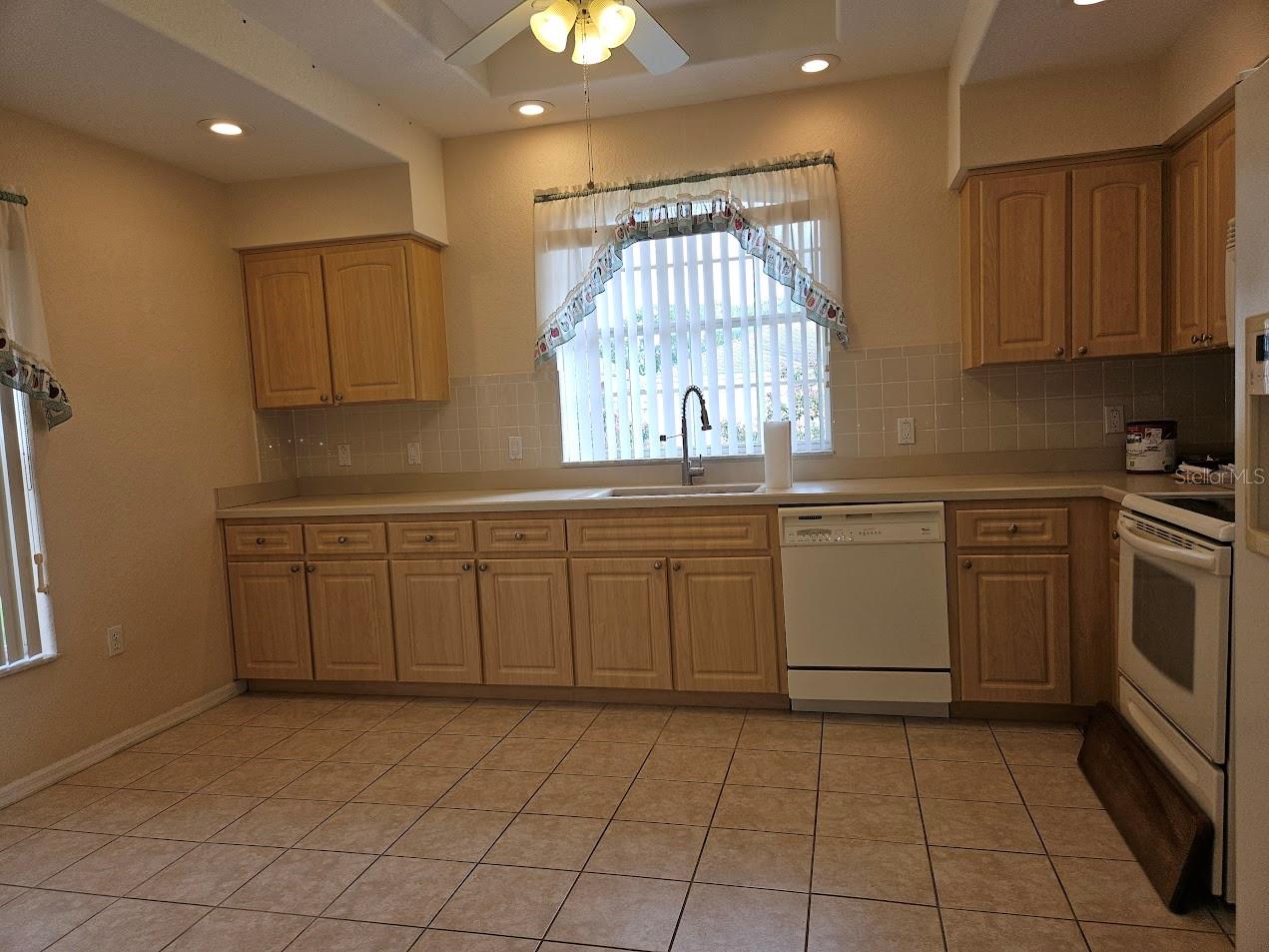 Image 8 of 32 For 311 Royal Palm Way