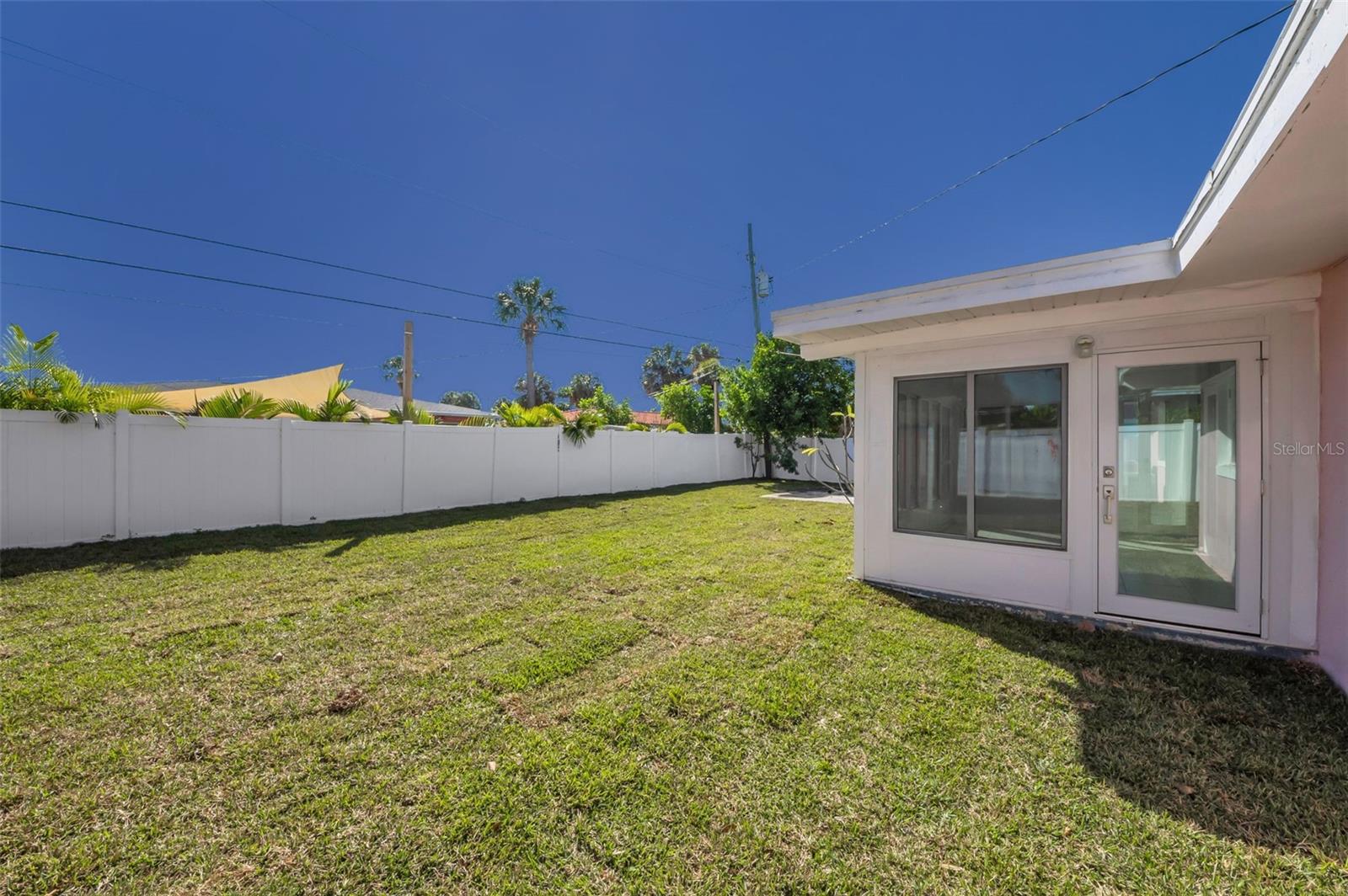 Image 32 of 38 For 414 88th Avenue