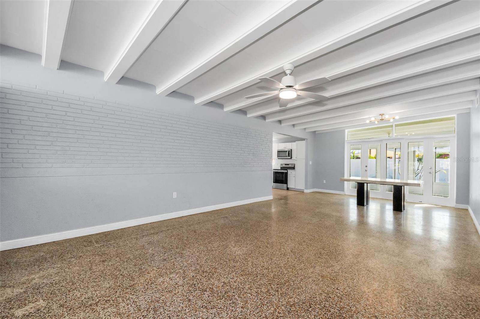 Image 4 of 38 For 414 88th Avenue