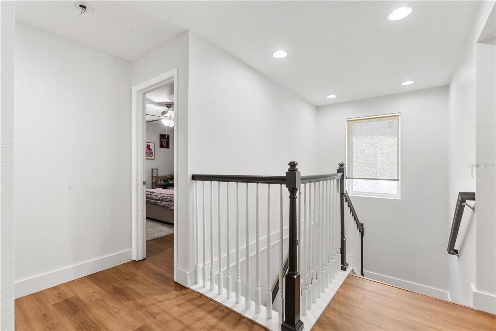 Image 22 of 70 For 1040 Thunderhead Lane