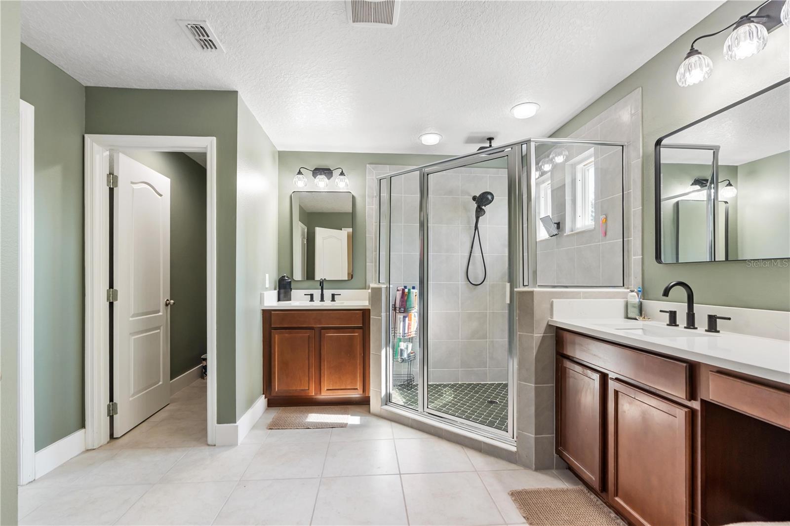 Image 35 of 70 For 1040 Thunderhead Lane