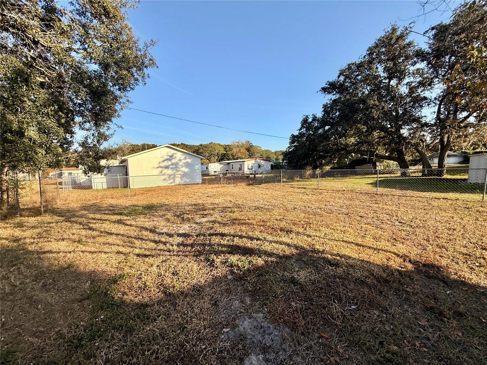 Image 3 of 20 For 11324 Altoona Avenue