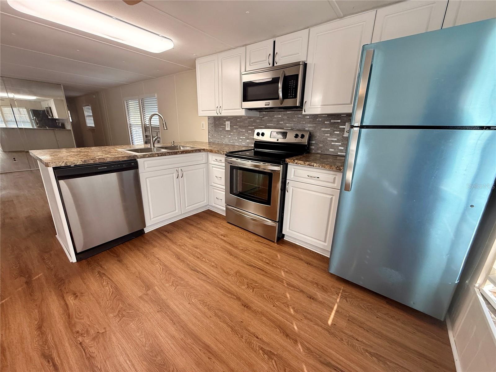 Image 7 of 34 For 9115 Bourbon Street