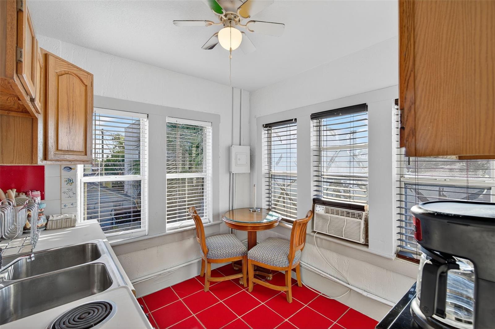 Image 18 of 84 For 312 Orange Street B