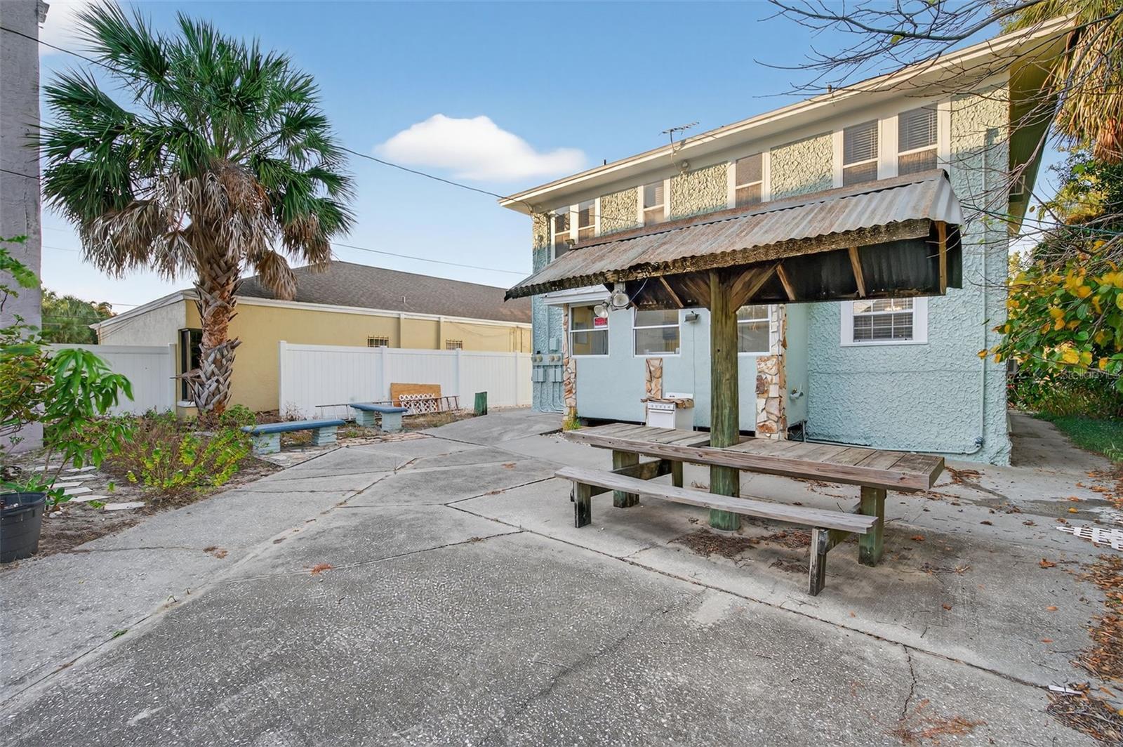 Image 42 of 84 For 312 Orange Street B