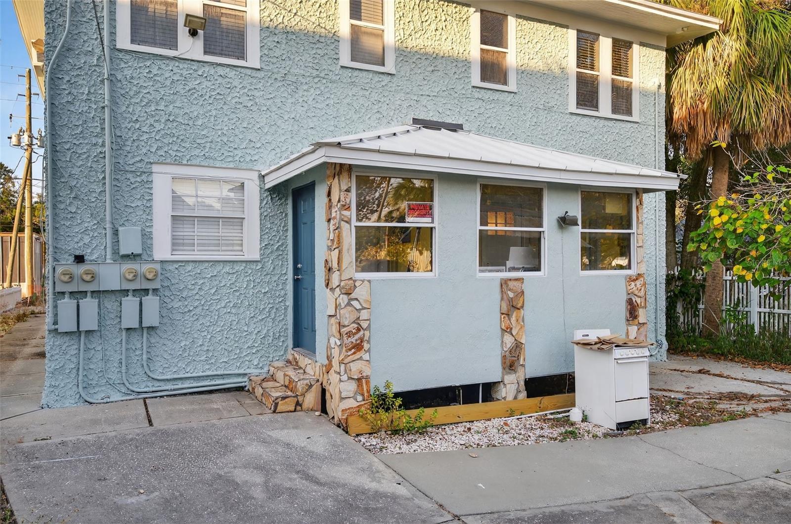 Image 44 of 84 For 312 Orange Street B